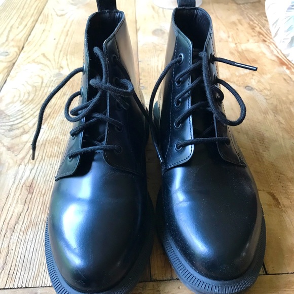 Dr. Martens Shoes - Doc Marten Boots